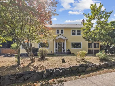 Home at 6473 NE Killingsworth Ct, Portland, OR 97218