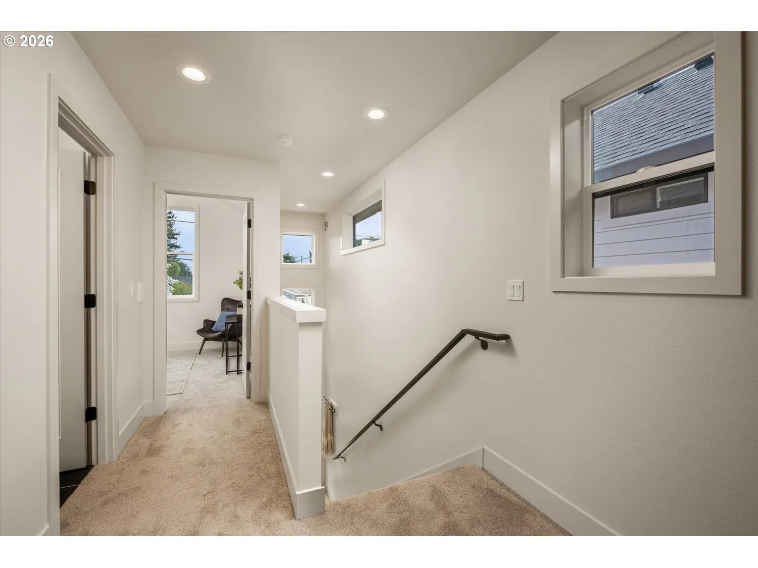 6957 N Burr Ave, Portland, OR 97203 — photograph 10