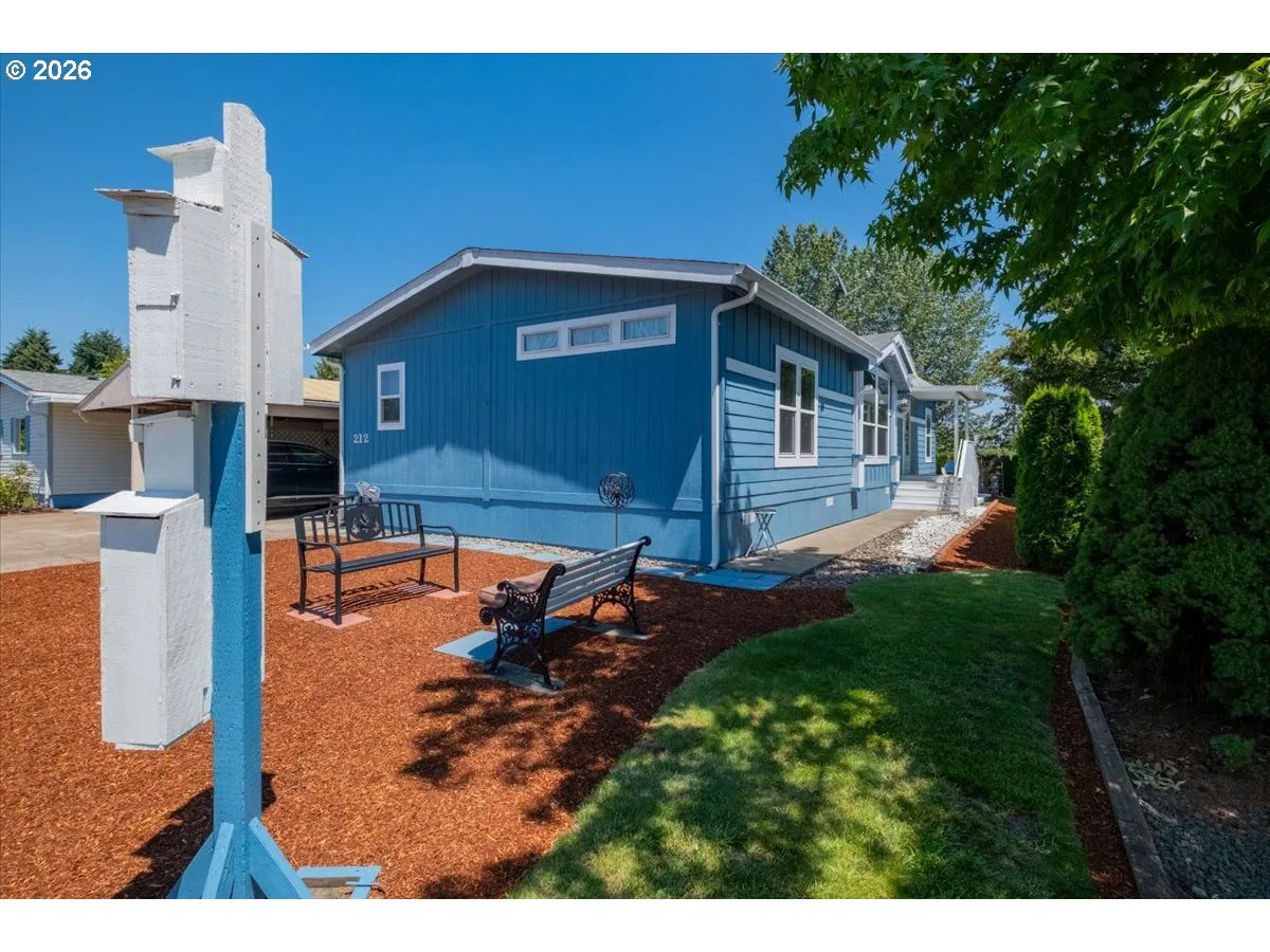 300 SE Lacreole Dr 212, Dallas, OR 97338 — photograph 6