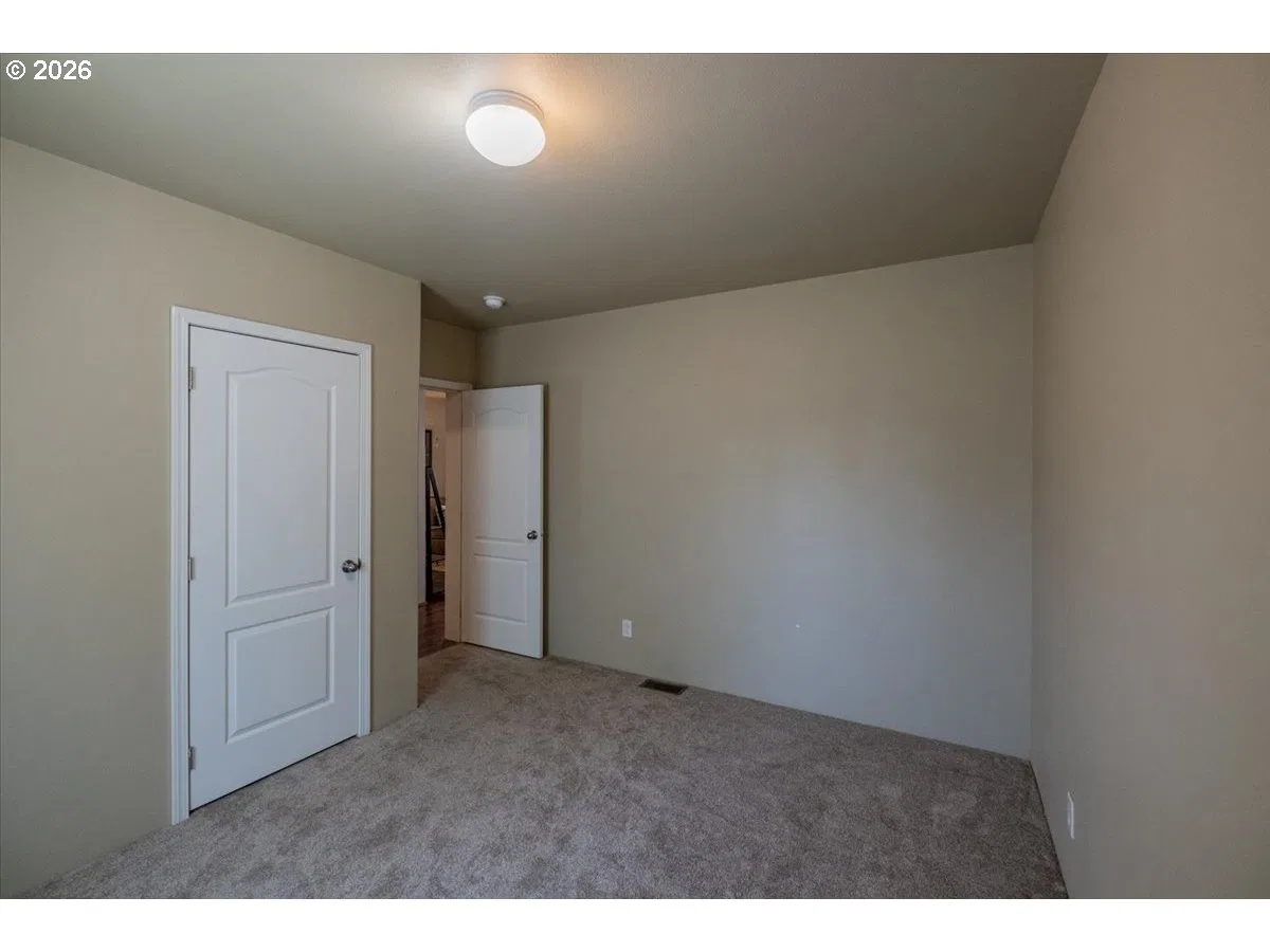 300 SE Lacreole Dr 212, Dallas, OR 97338 — photograph 26