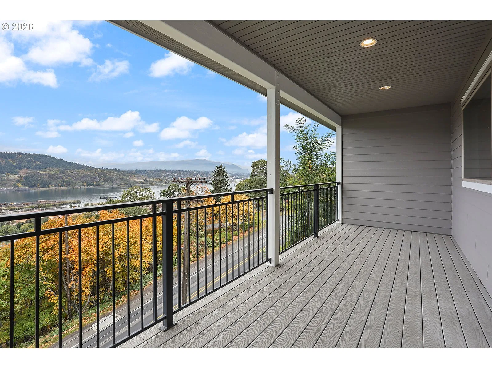 118 Ingram Pl, White Salmon, Wa 98672 — photograph 30