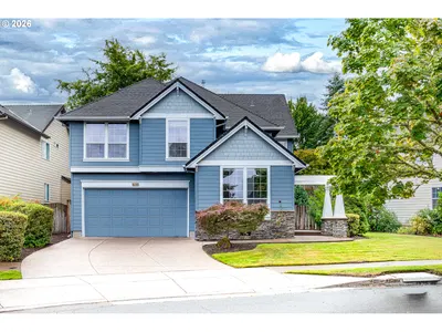 Home at 6216 SW Chestnut Dr, Corvallis, OR 97333