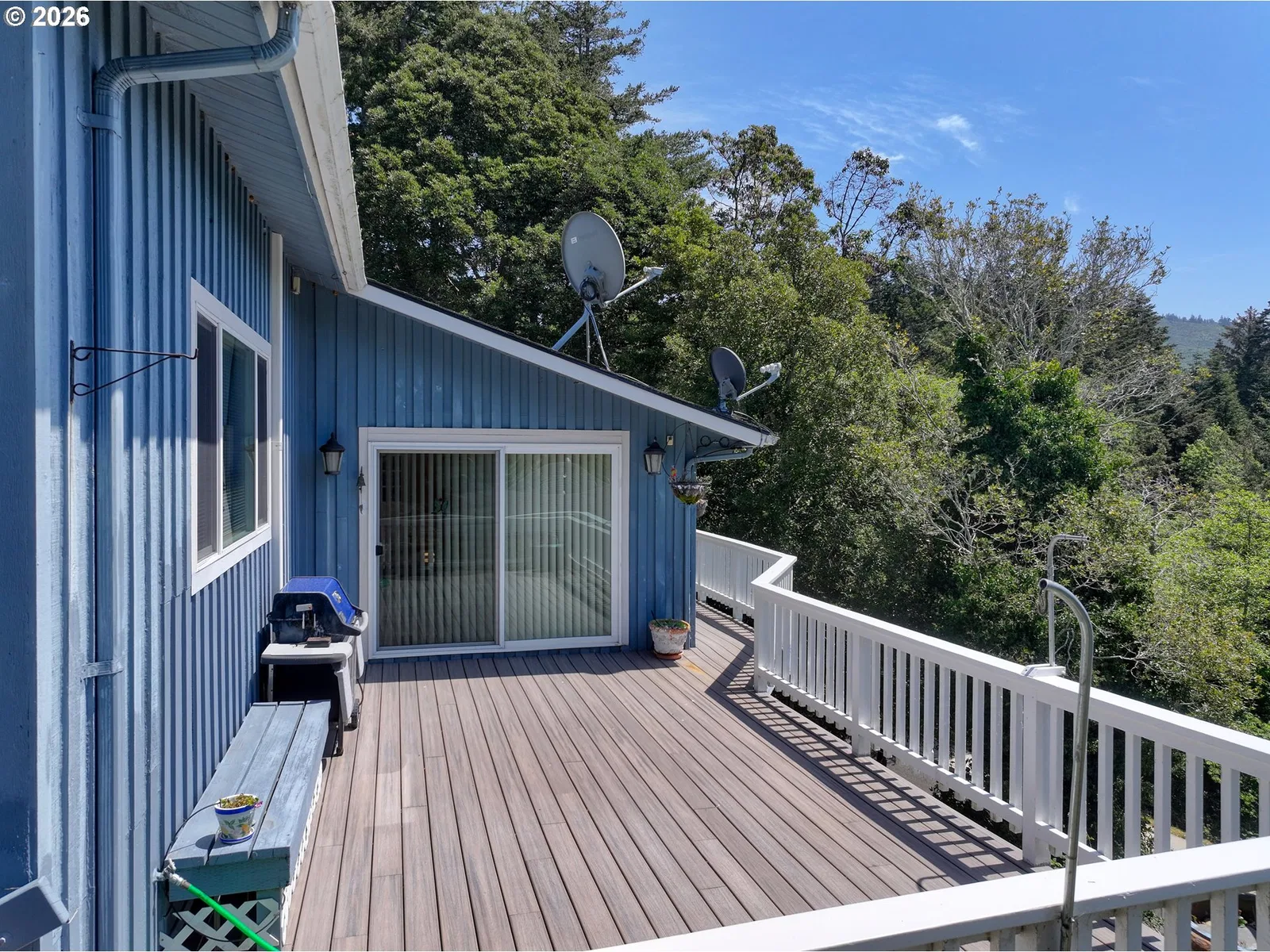 29670 Park Ter, Gold Beach, OR 97444 — photograph 7