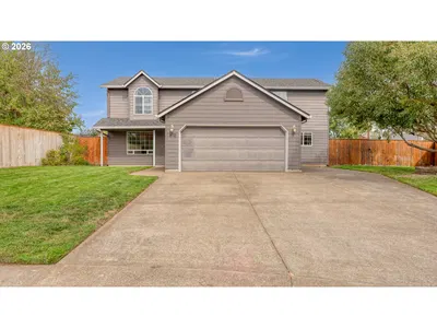 Home at 8110 Daphne Ct, Corvallis, OR 97330