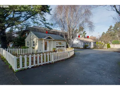 Home at 164 Sunset Blvd, Cannon Beach, OR 97110