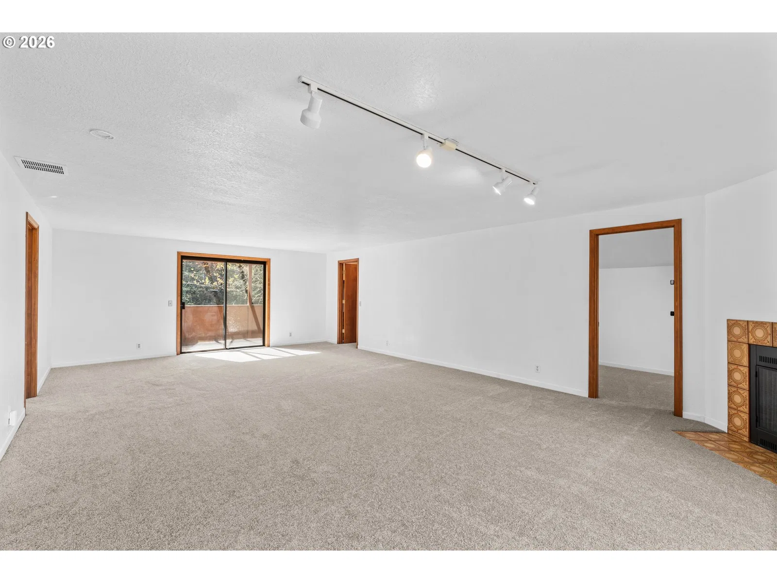 350 Loma Linda Ln, Eugene, OR 97405 — photograph 28