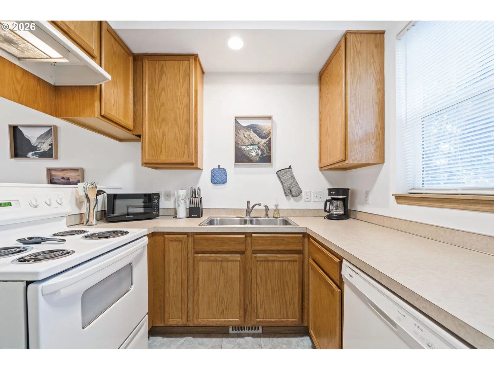 121 SE 8th Ave, Hillsboro, OR 97123 — photograph 15