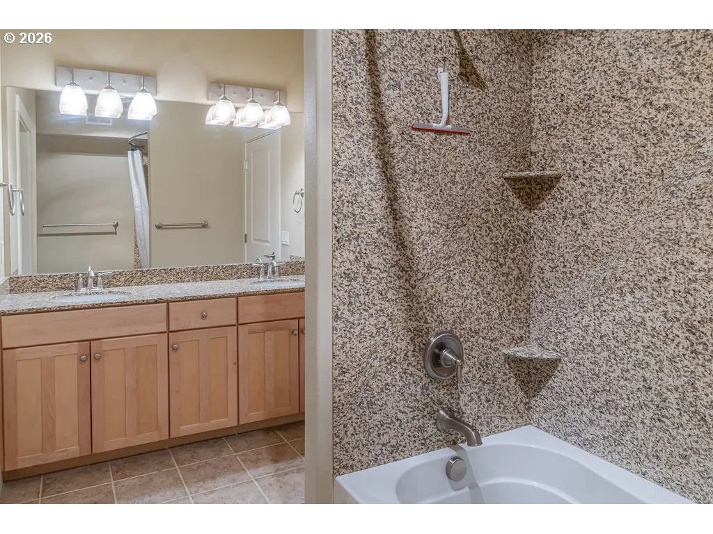 1000 N Holladay Dr 408, Seaside, OR 97138 — photograph 14