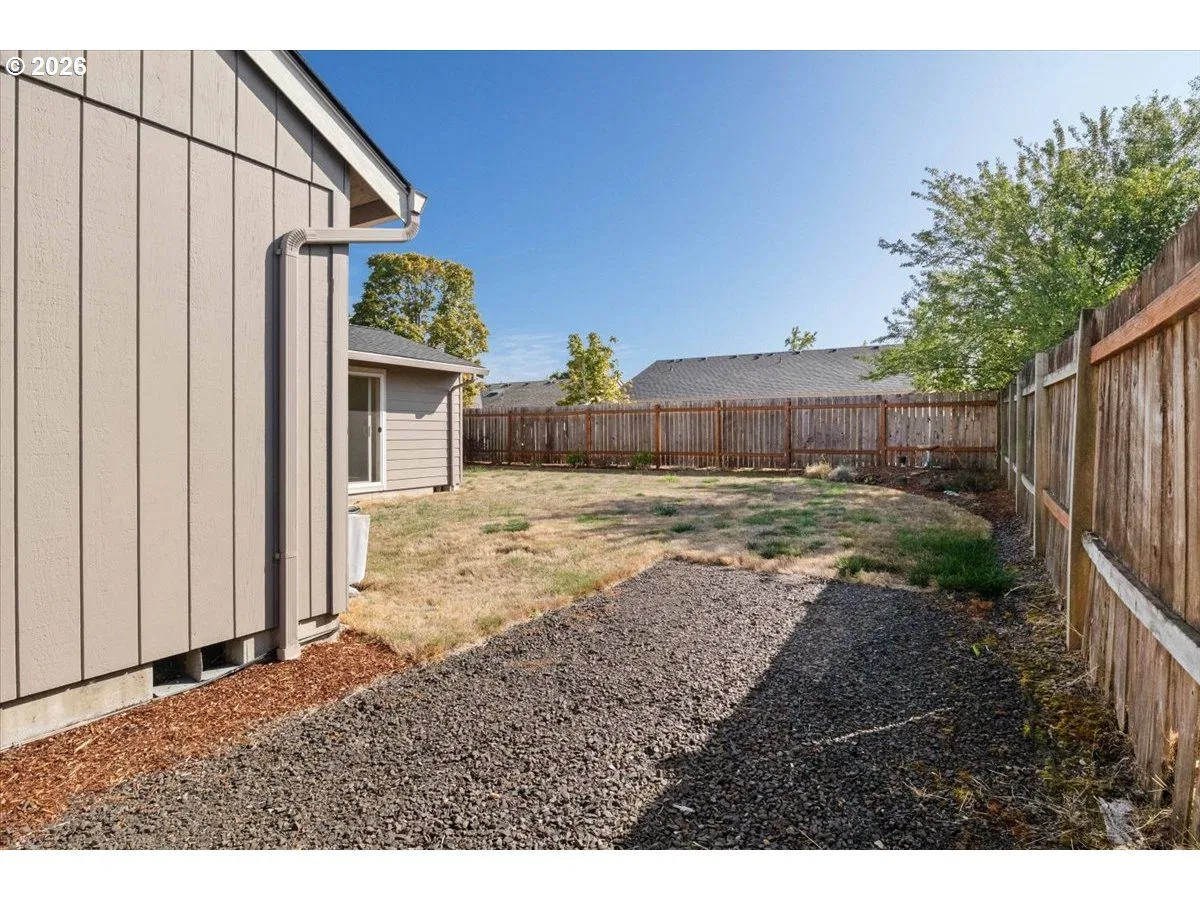 2201 Edgemont St SE, Albany, OR 97322 — photograph 37