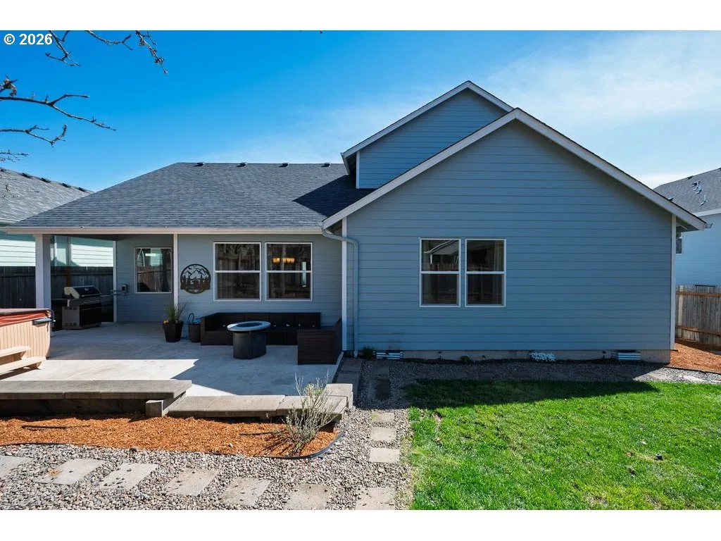 519 NW Hillcrest Dr, Dallas, OR 97338 — photograph 40
