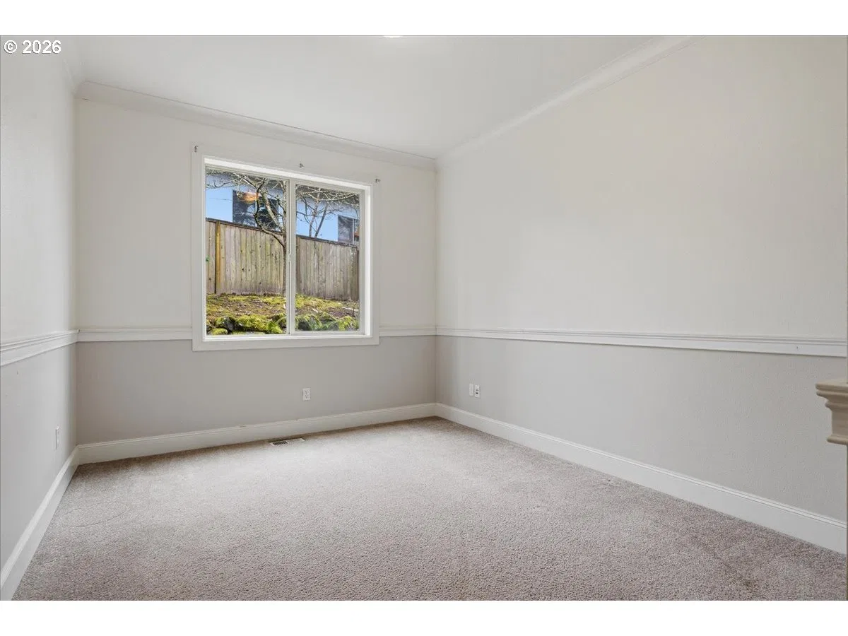 12647 SW 21st Ct, Lake Oswego, OR 97035 — photograph 22