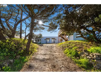 Home at 269 S Pacific St, Rockaway Beach, OR 97136 (Pending)