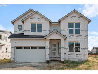 Home at 16698 SE Multnomah Falls Dr, Happy Valley, OR 97086 (Pending)