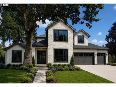Home at 4581 Calaroga Dr, West Linn, OR 97068