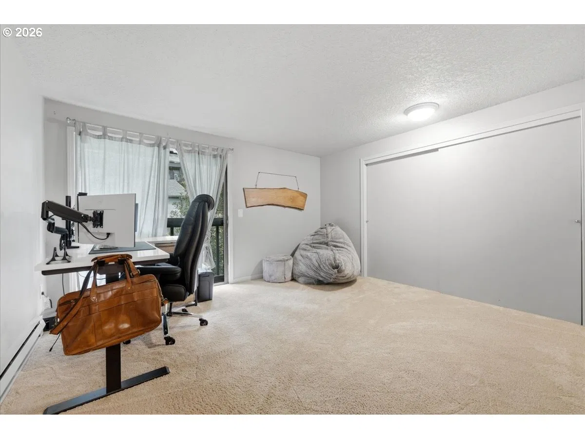 5503 SW Multnomah Blvd, Portland, OR 97219 — photograph 17