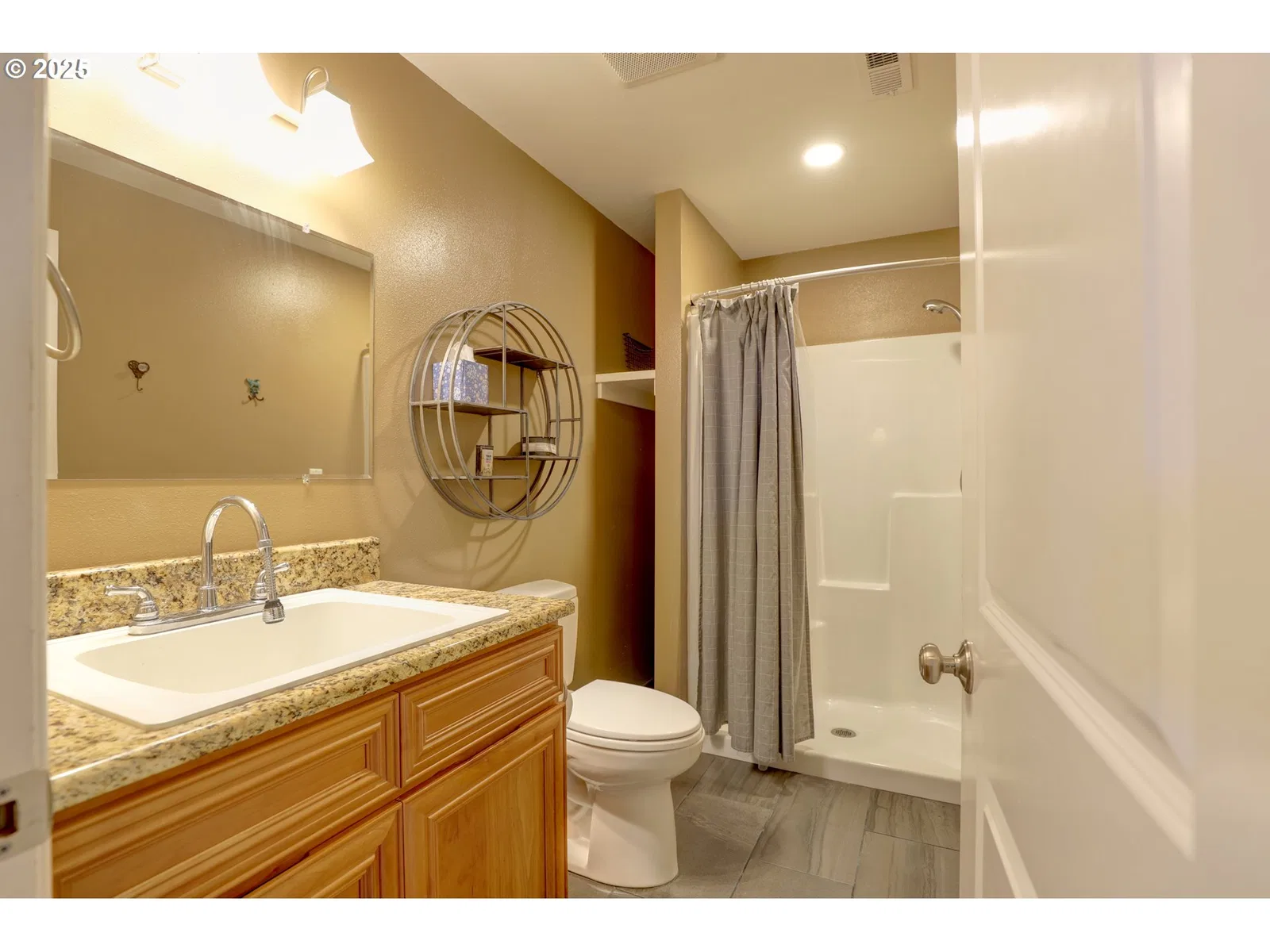 2606 E 10th St, The Dalles, OR 97058 — photograph 34