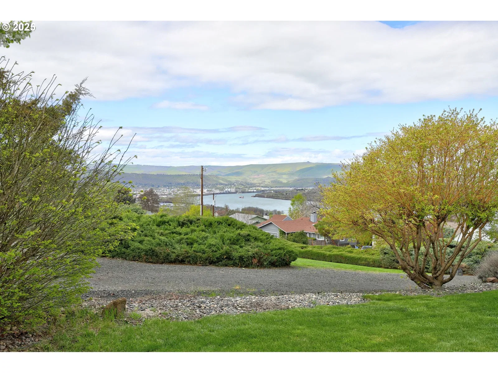 2606 E 10th St, The Dalles, OR 97058 — photograph 42
