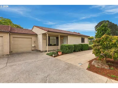 Home at 1617 N Johnson Dr, Newberg, OR 97132