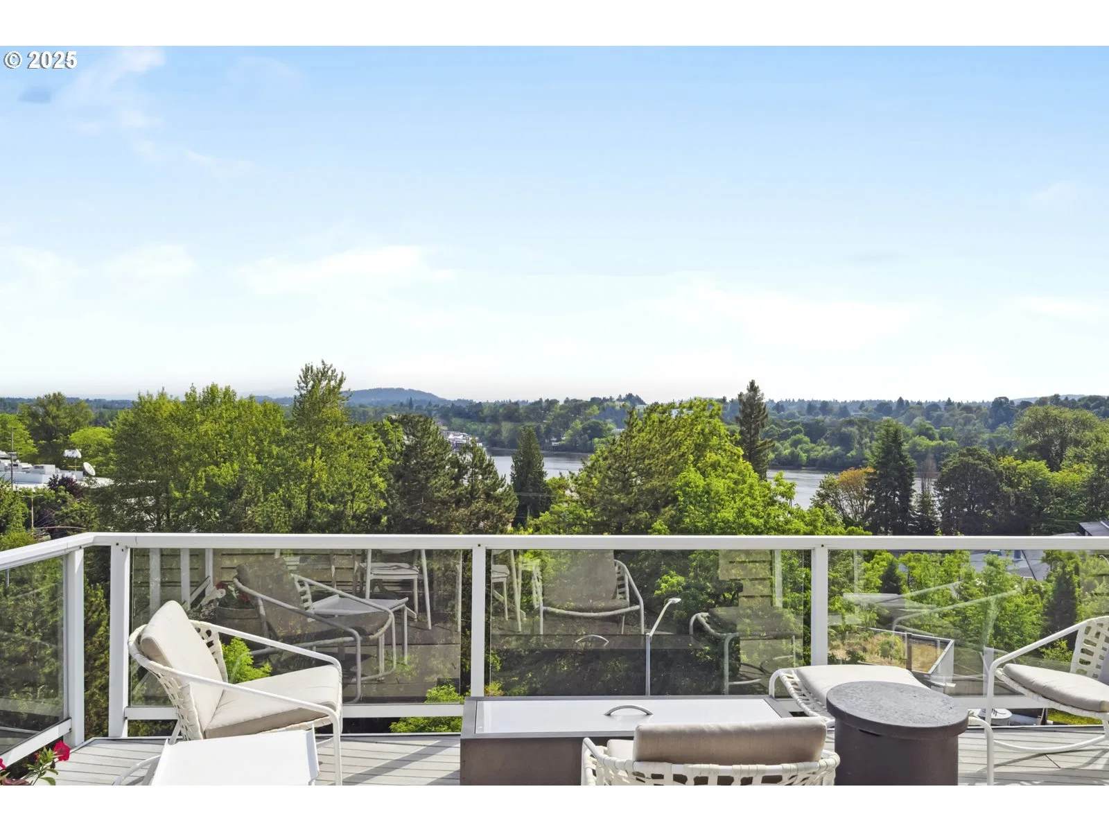 7568 S Laview Dr, Portland, OR 97219 — photograph 21