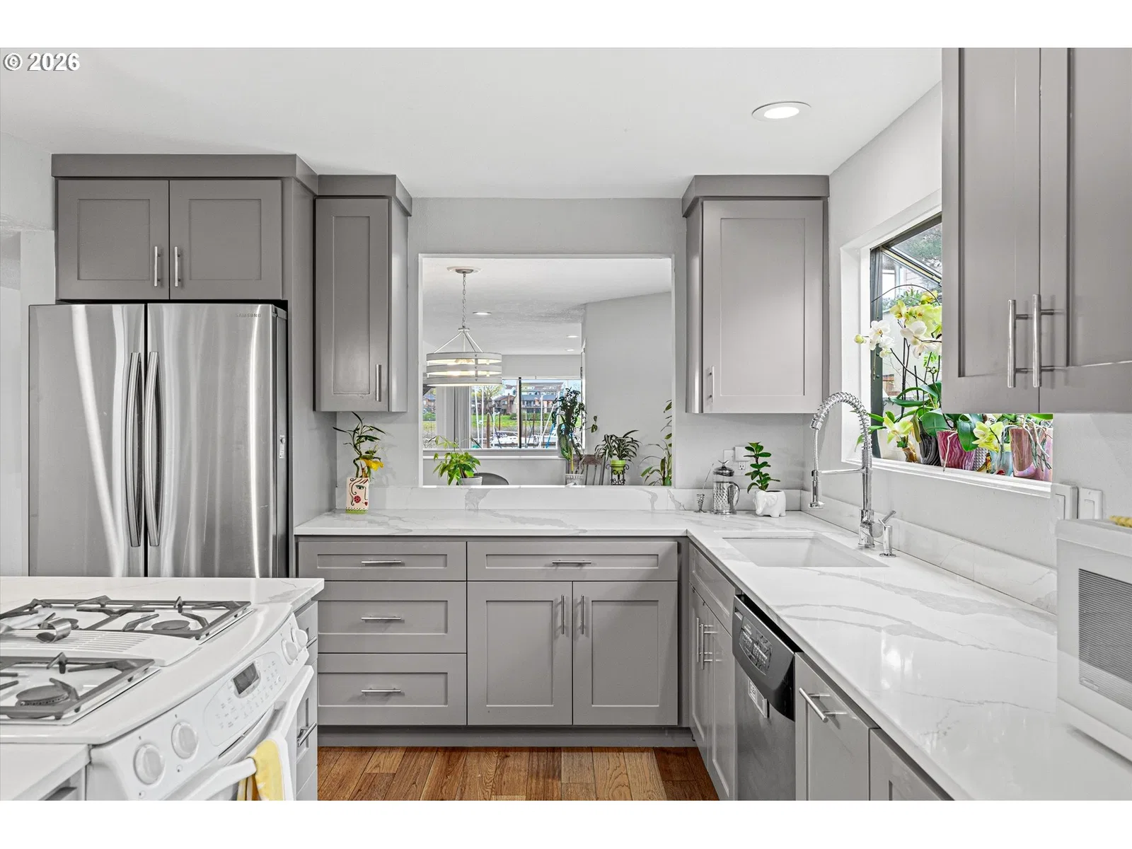 401 N Tomahawk Island Dr 18, Portland, OR 97217 — photograph 11