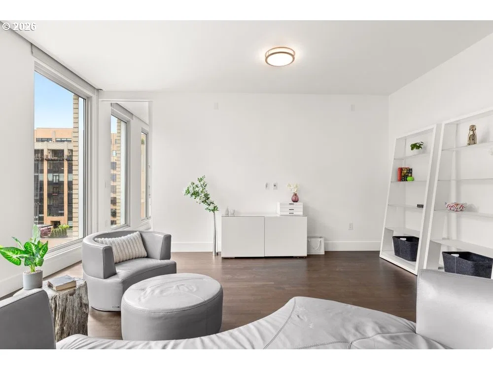 937 NW Glisan St 935, Portland, OR 97209 — photograph 11