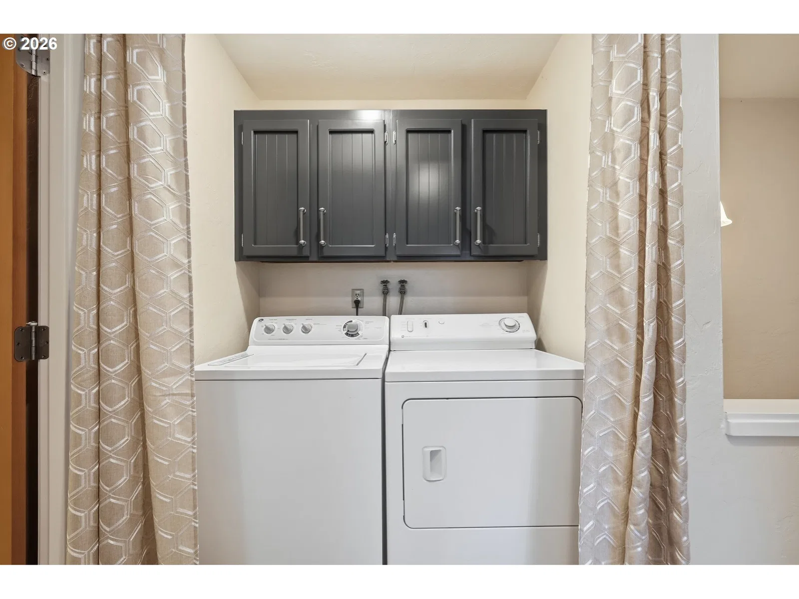 2204 Ridgeway Dr, Eugene, OR 97401 — photograph 32