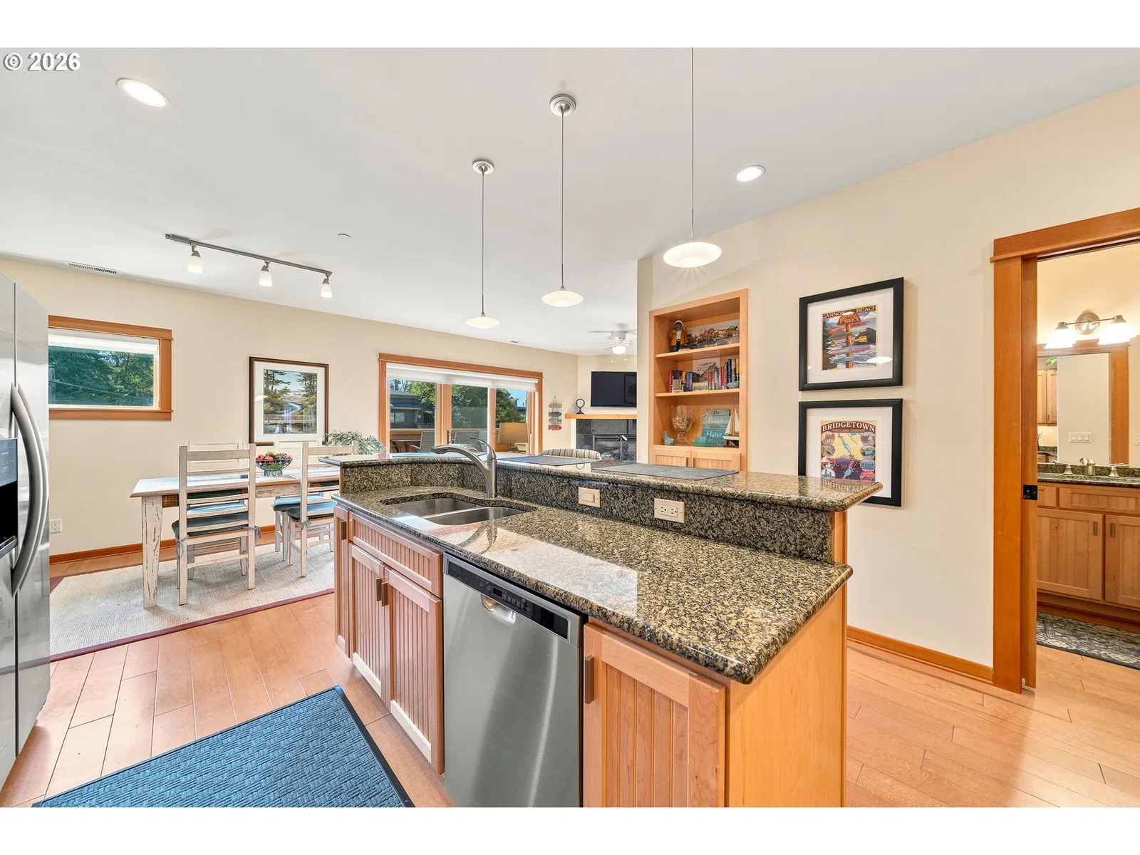 123 S Hemlock St 203, Cannon Beach, OR 97110 — photograph 16