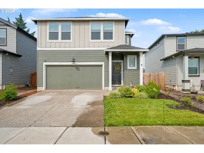 Home at 491 Greencrest St NE, Salem, OR 97301