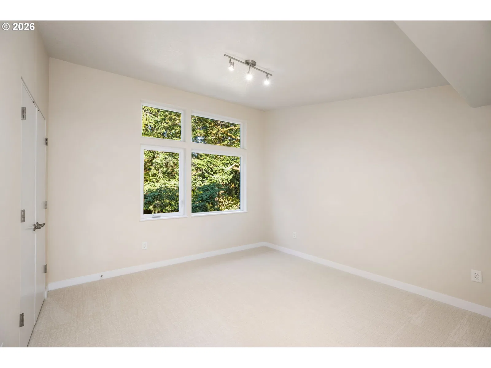 9342 NW Skyline Blvd, Portland, OR 97231 — photograph 33