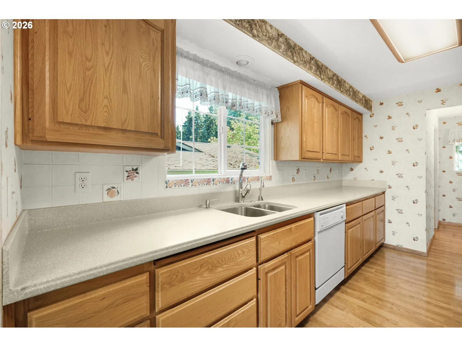 2225 W 28th Ave, Eugene, OR 97405 — photograph 12