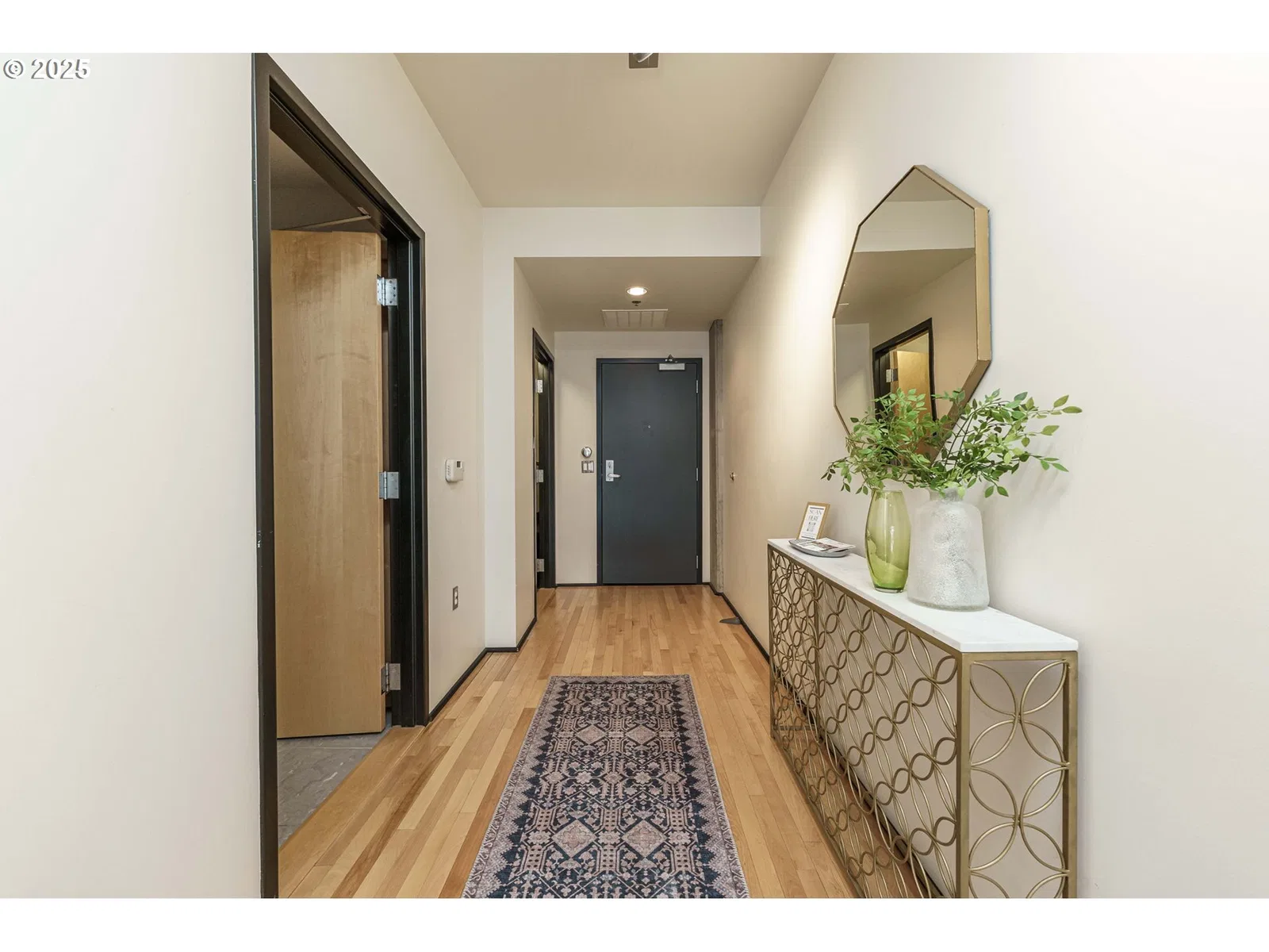 1410 NW Kearney St 1019, Portland, OR 97209 — photograph 16