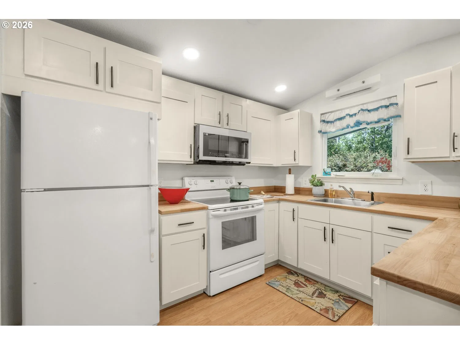 28103 R St, Ocean Park, Wa 98640 — photograph 11