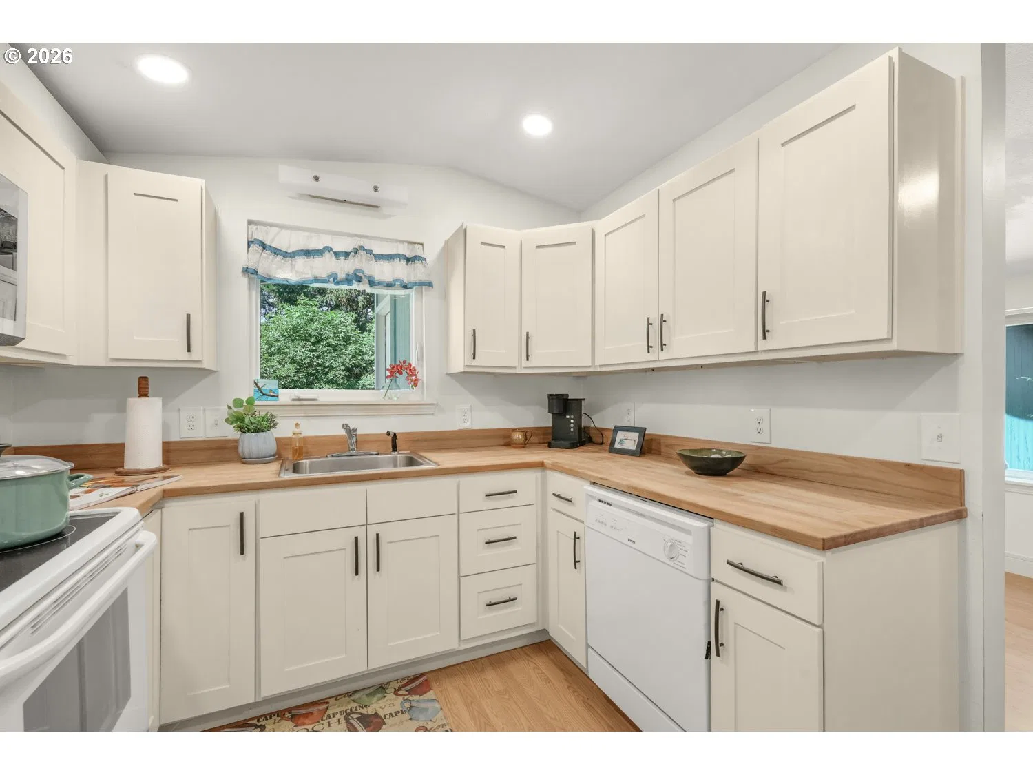 28103 R St, Ocean Park, Wa 98640 — photograph 12