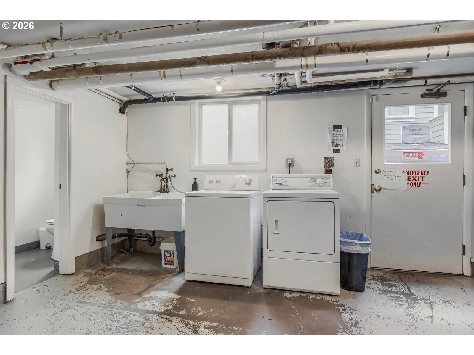 908 SW Gaines St 24, Portland, OR 97239 — photograph 19