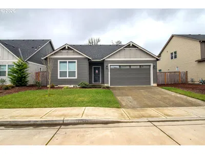 Home at 1683 S Quartz Dr, Cornelius, OR 97113