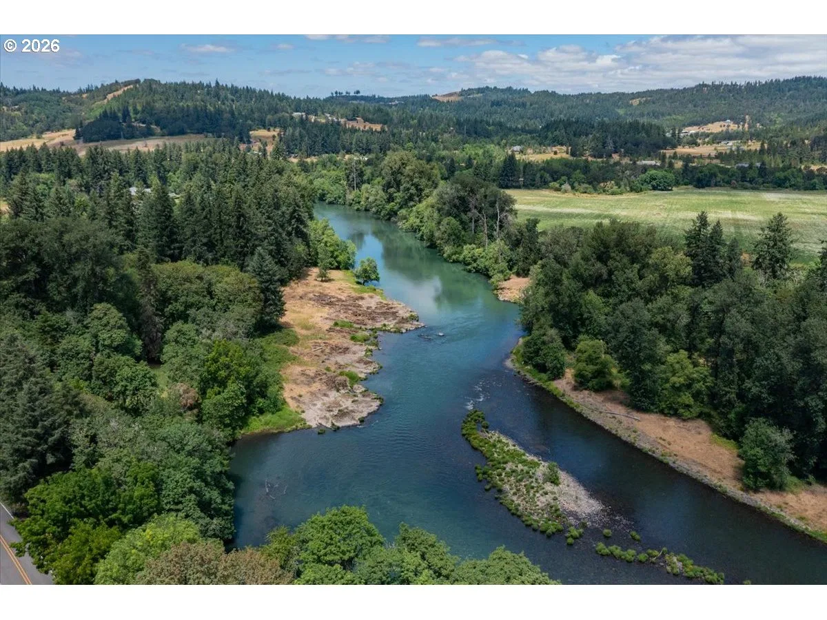 38712 River Dr, Lebanon, OR 97355 — photograph 48