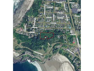 Land at 00 NW Rhododendron St, Newport, OR 97365