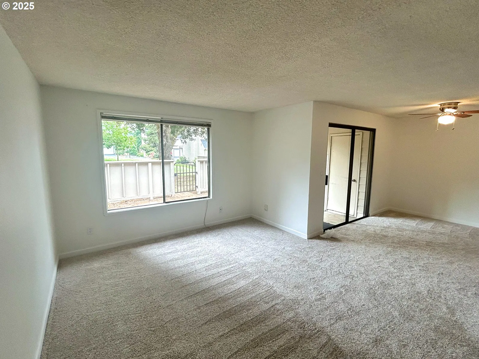 361 NE Village Squire Ave 4, Gresham, OR 97030 — photograph 12