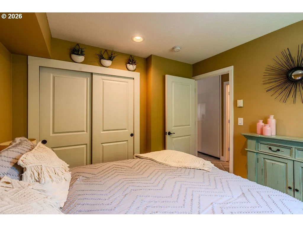 4 Touchstone 146, Lake Oswego, OR 97035 — photograph 19