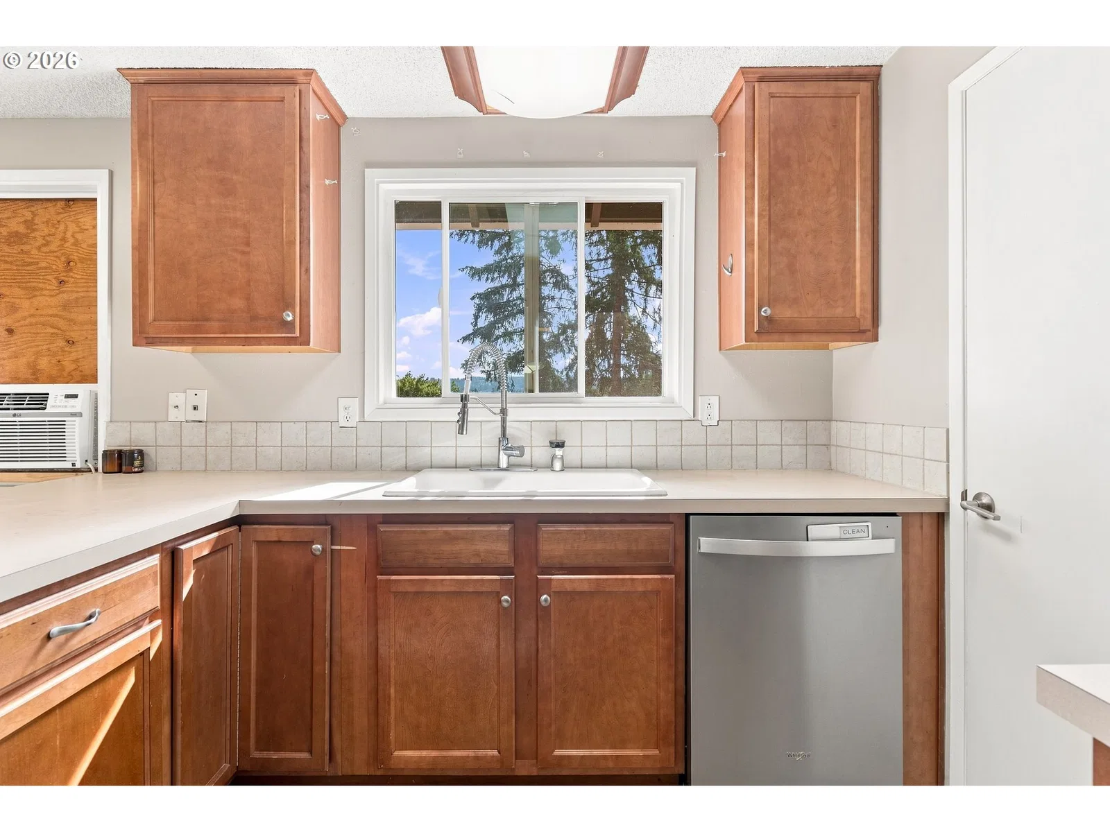 17377 SE Colina Vista Ave, Milwaukie, OR 97267 — photograph 8