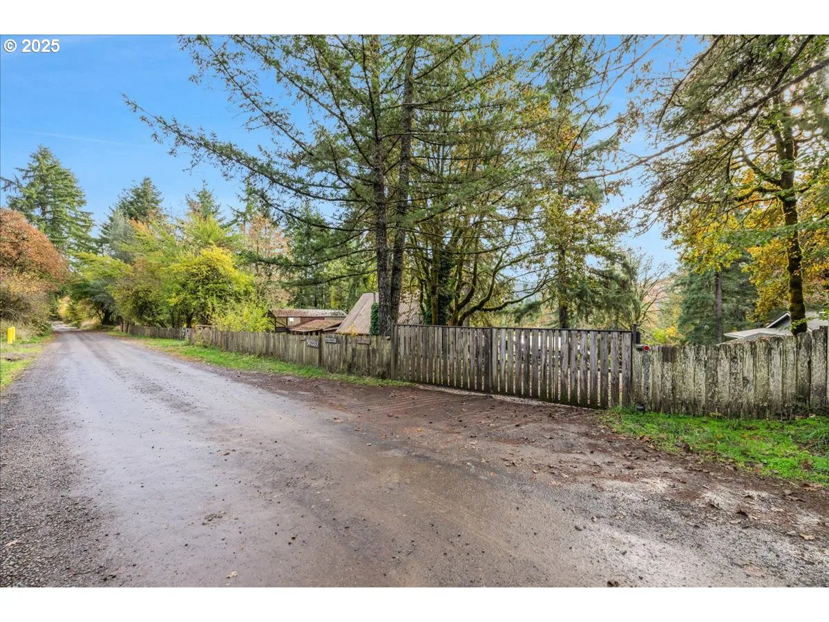 56220 SW Lee Falls Rd, Gaston, OR 97119 — photograph 37