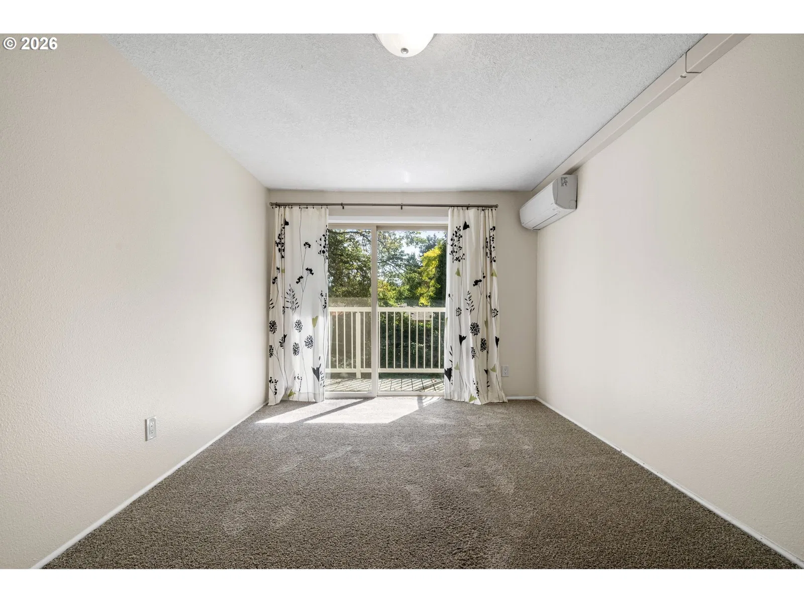 1498 Quaker St, Eugene, OR 97402 — photograph 24