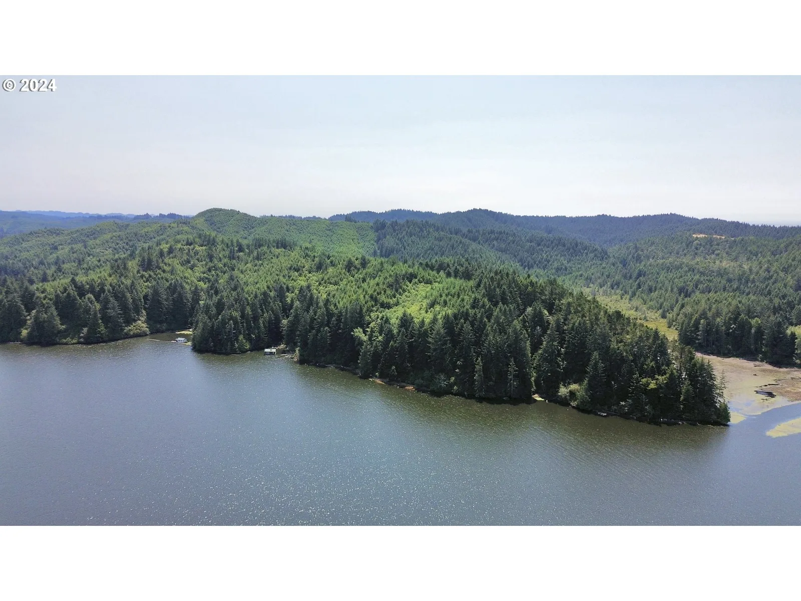 000 Tahkenitch Lake, Gardiner, OR 97441 — photograph 26