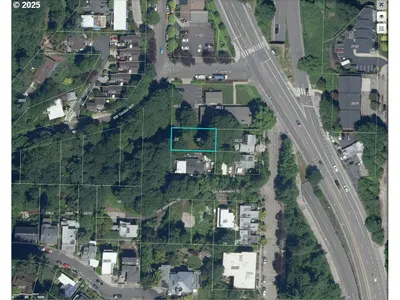 Land at 25 SW Abernethy St N, Portland, OR 97239