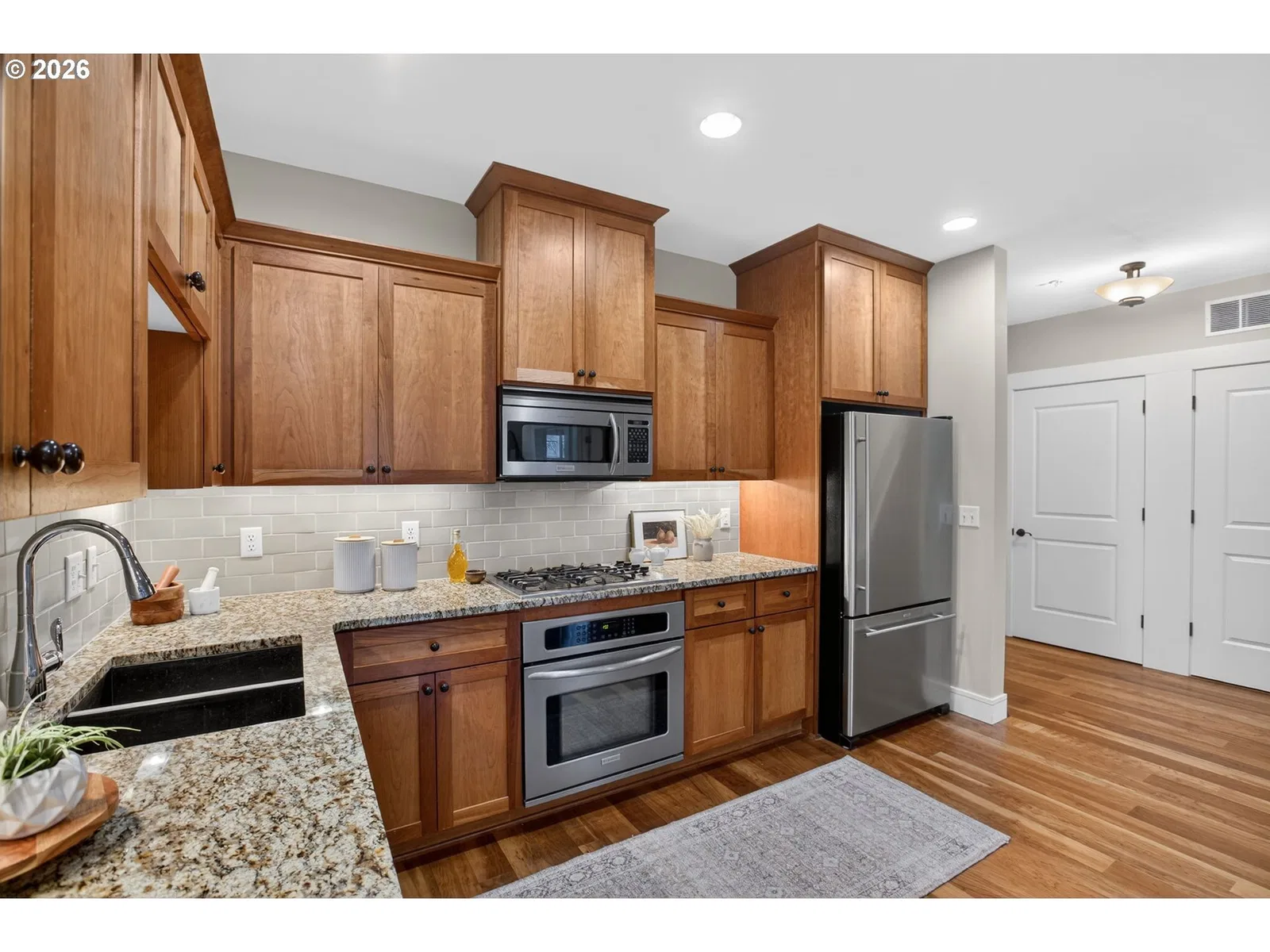 535 2nd St 207, Lake Oswego, OR 97034 — photograph 12