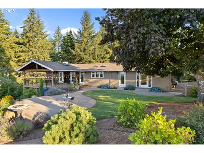 Home at 29965 SW Buckhaven Rd, Hillsboro, OR 97123