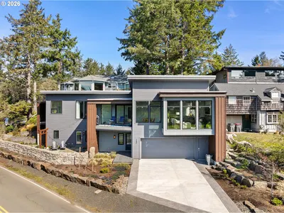 Home at 280 E 5th Ave, Cannon Beach, OR 97110