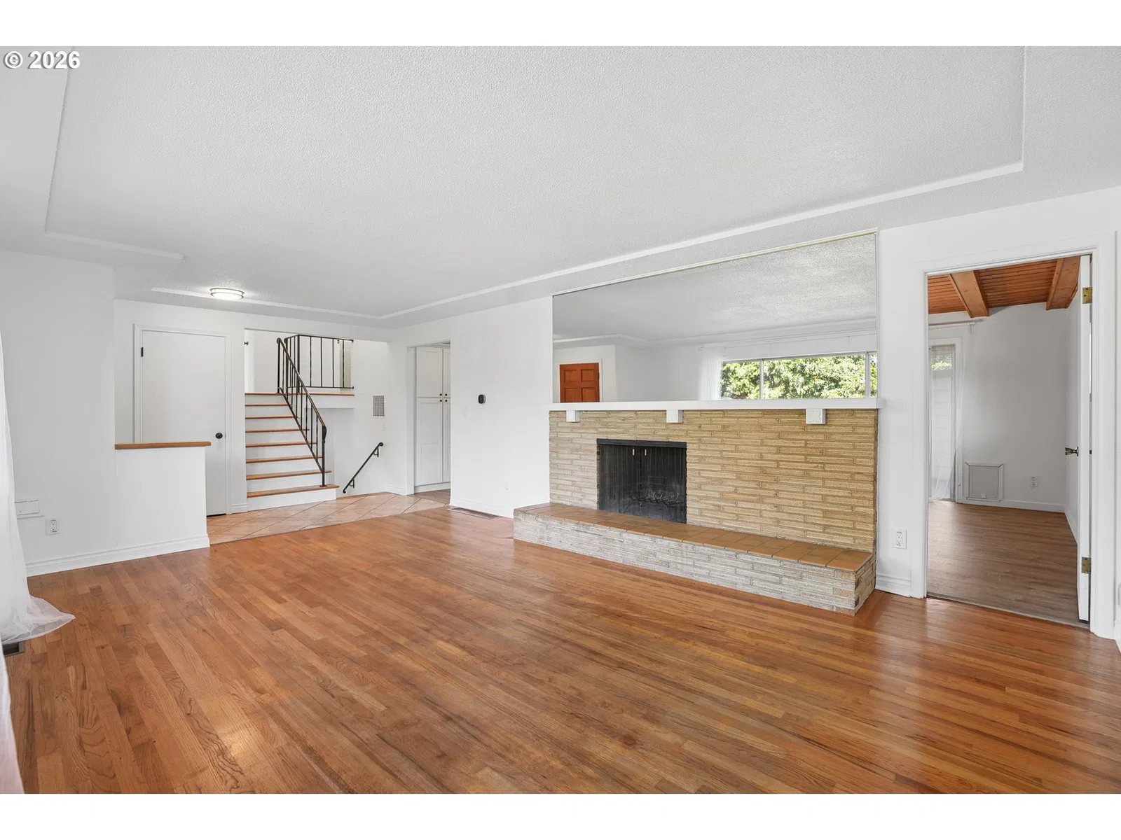 11240 NE Couch Ct, Portland, OR 97220 — photograph 11