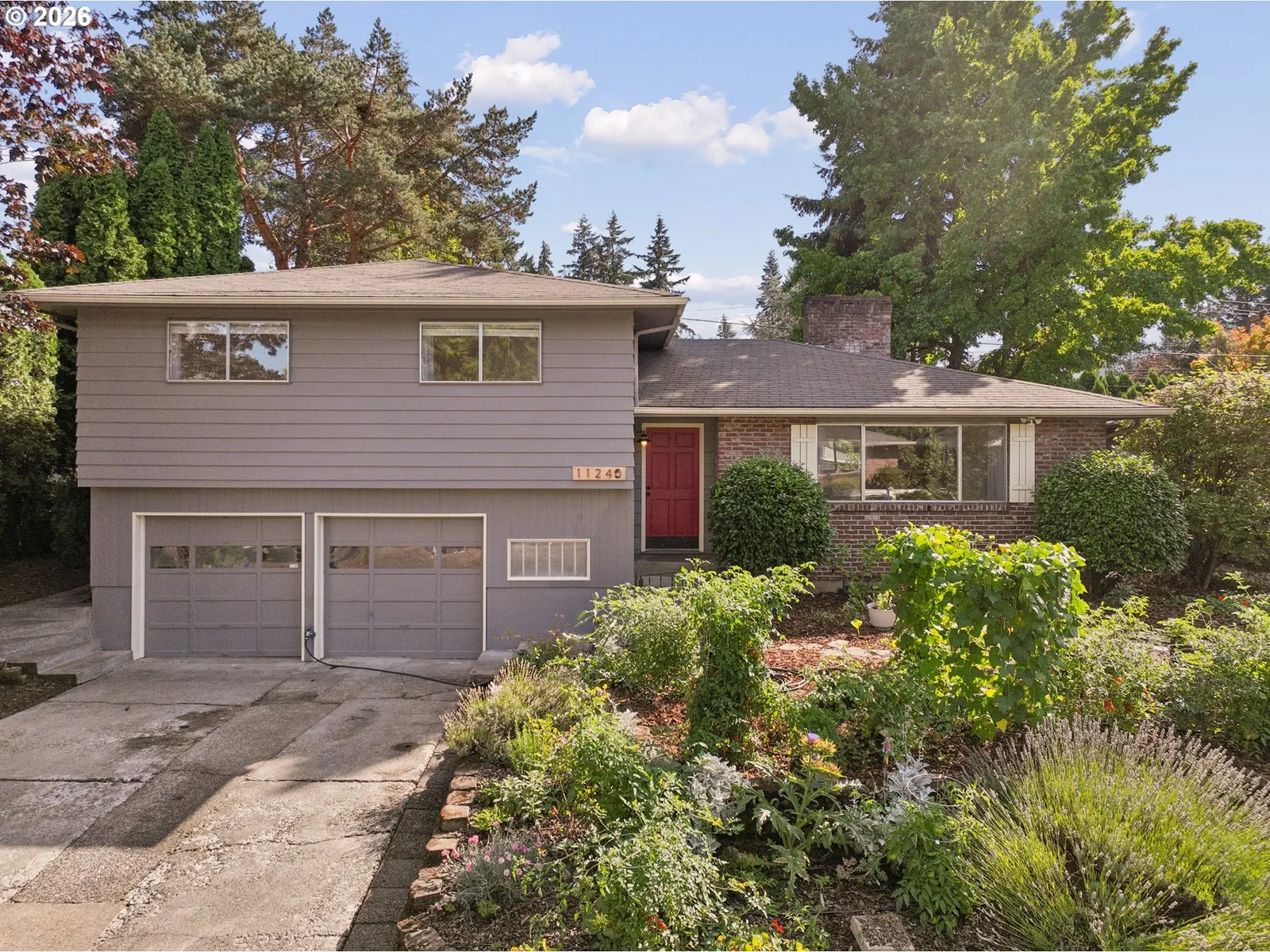 11240 NE Couch Ct, Portland, OR 97220 — photograph 35