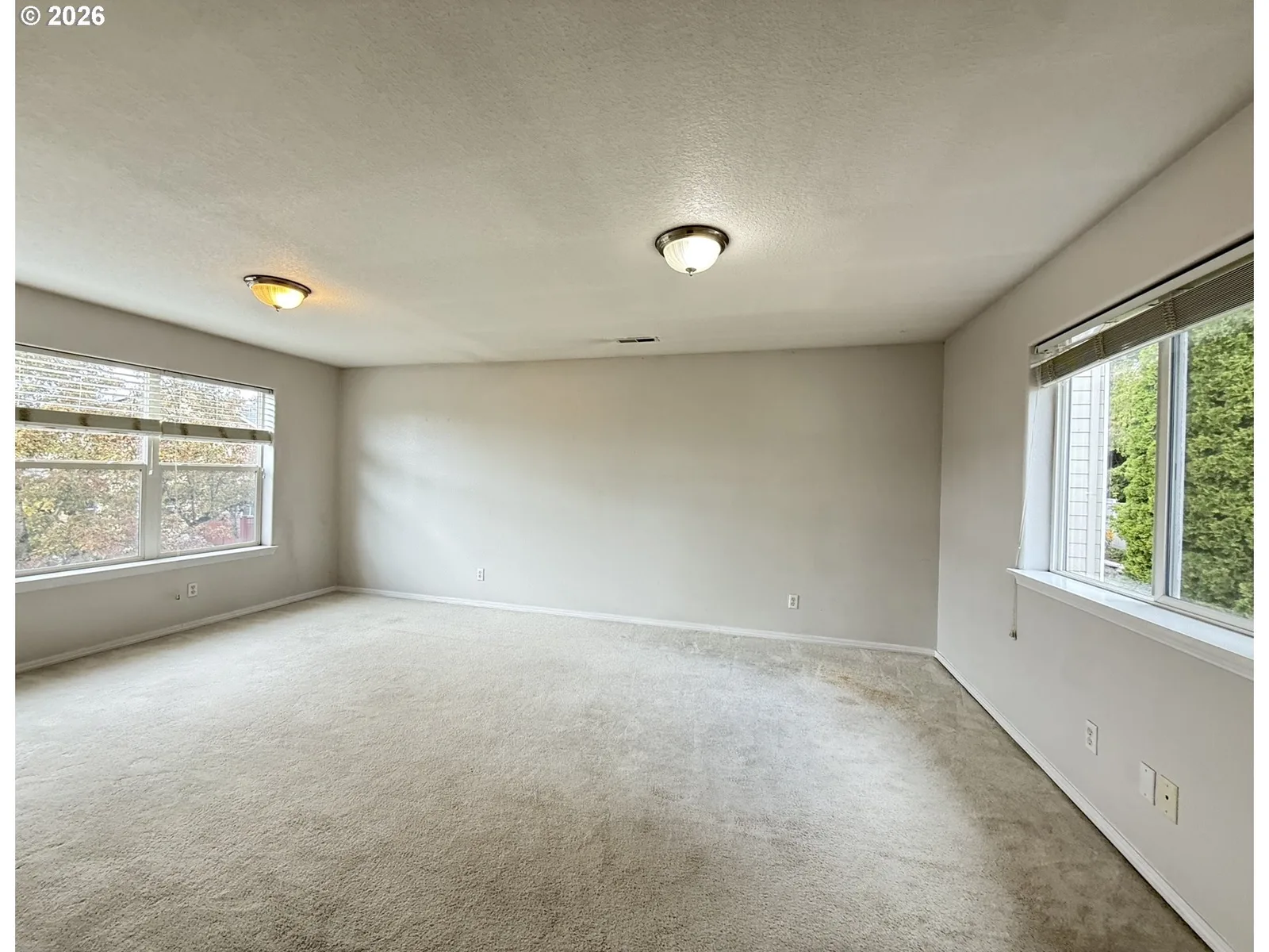 184 SW 105th Ter, Portland, OR 97225 — photograph 27